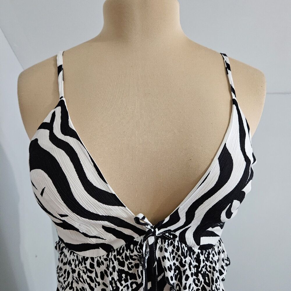 NEW River Island Dress Womens Medium White Black‎ Mini Sleeveless Cutout Back - Picture 5 of 15